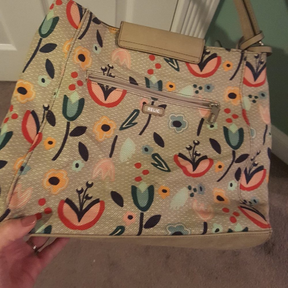 Relic floral handbag